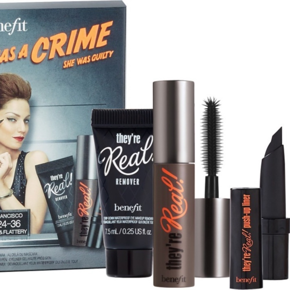 3 boxes Benefit -Easy was a crime 3 pc/each -Minis - Picture 5 of 5